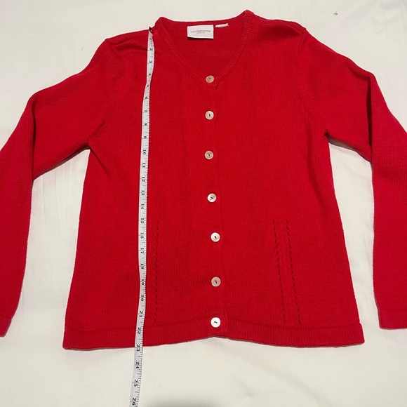 Liz Claiborne Red Sweater with White Buttons - Picture 5 of 6